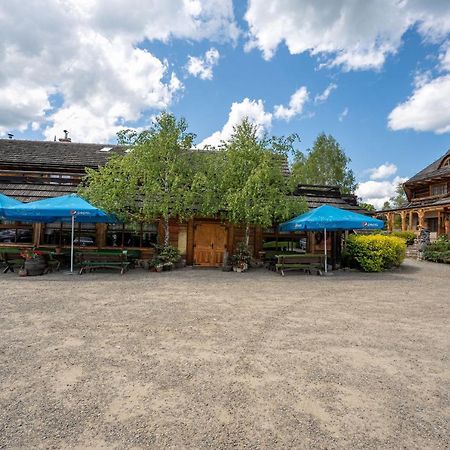 Gosciniec Debowa Gazdowka Bed & Breakfast Ustrzyki Dolne Ngoại thất bức ảnh