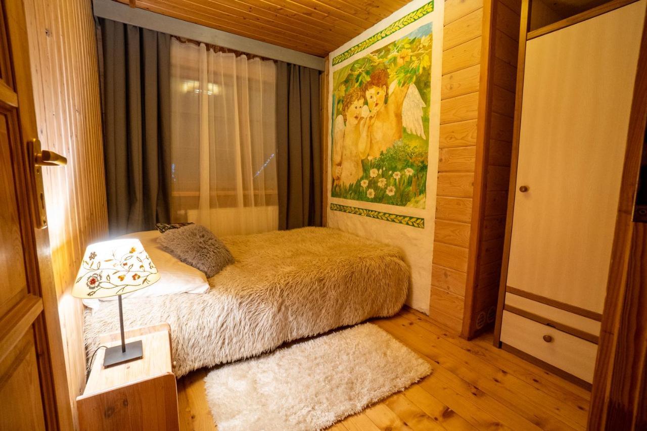 Gosciniec Debowa Gazdowka Bed & Breakfast Ustrzyki Dolne Ngoại thất bức ảnh
